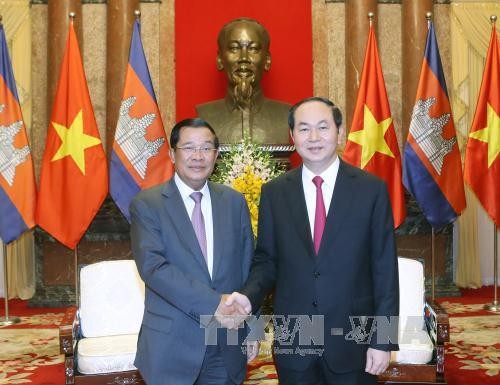Hun Sen au Vietnam: la presse cambodgienne sur le qui-vive - ảnh 1